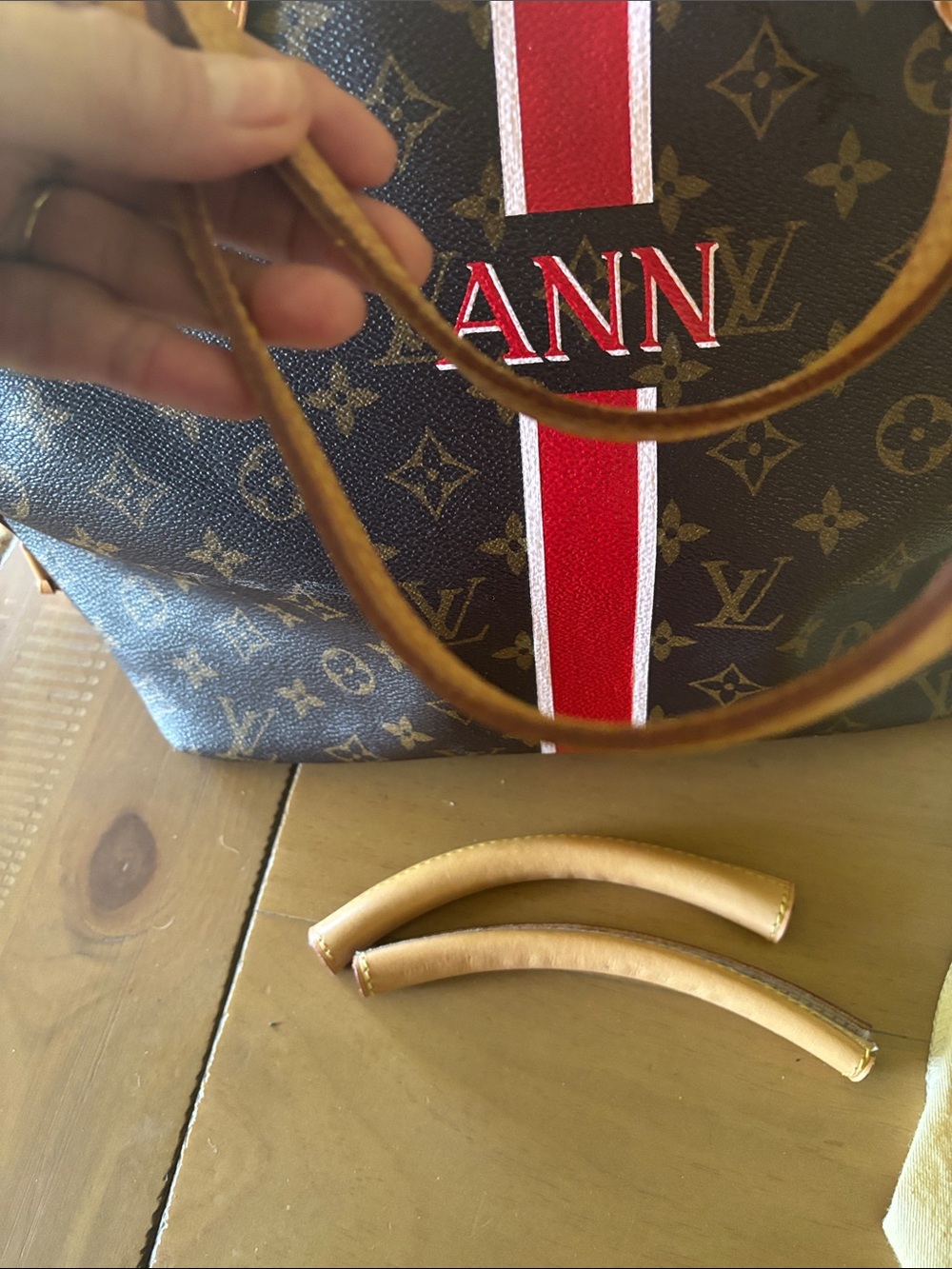 Louis Vuitton Brown Neverfull MM Tote - Picture 15 of 17